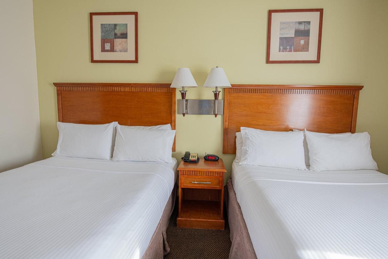 แคนเดิ้ลวูด สวีท นิวไอบีเรีย Hotel นิวไอเบเรีย ภายนอก รูปภาพ